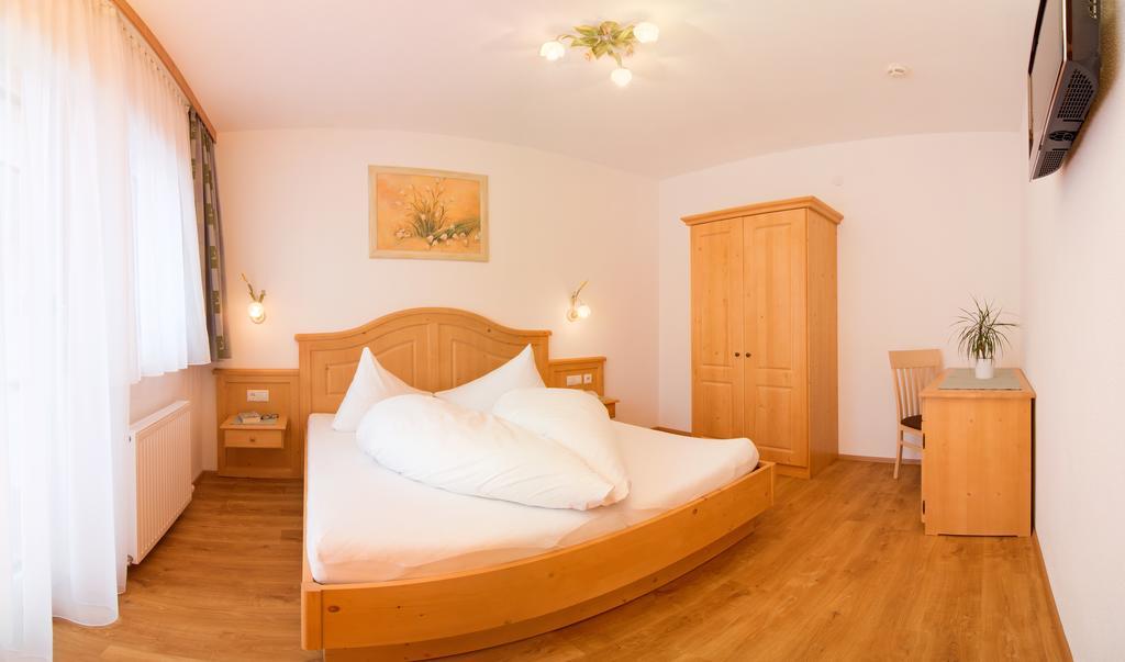 Pension Am Rain Neustift im Stubaital Cameră foto